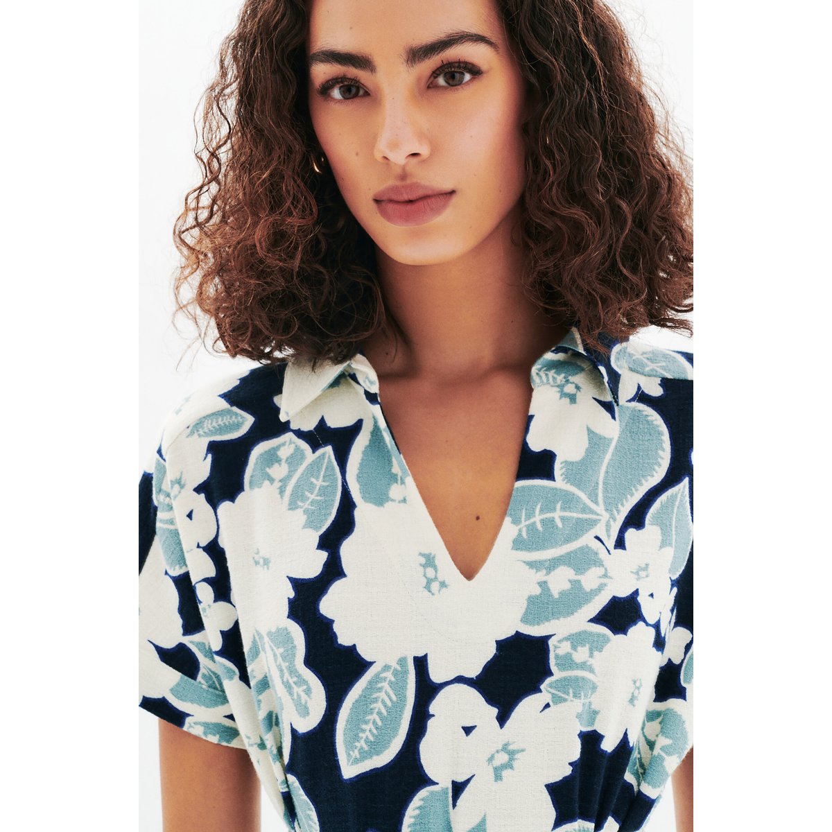 Robe courte col chemise ROKAN bleu clair, CAROLL