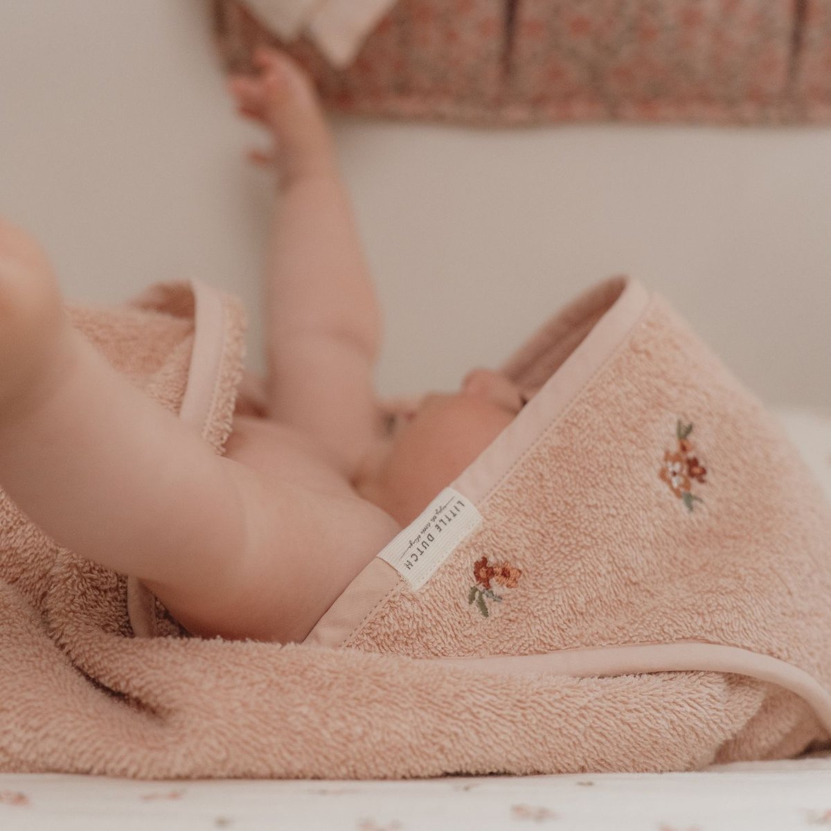 Cape de bain rose, LITTLE DUTCH