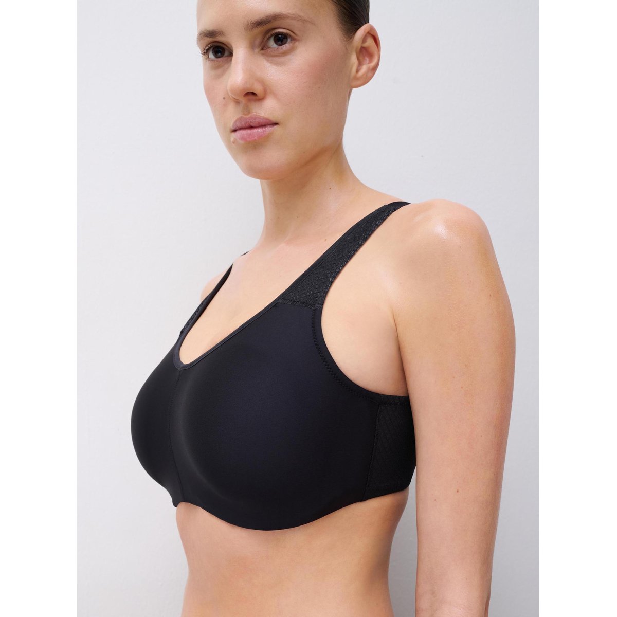 Soutien-gorge moulé emboîtant SPORT noir, CHANTELLE