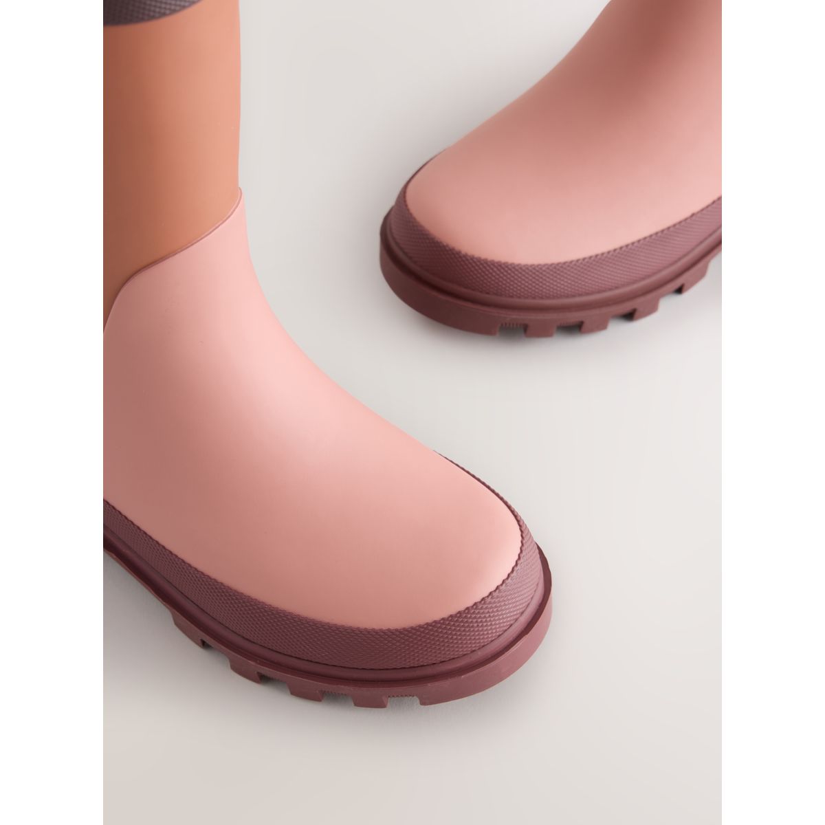 Bottes en caoutchouc bloc de couleur atténuée, NEXT