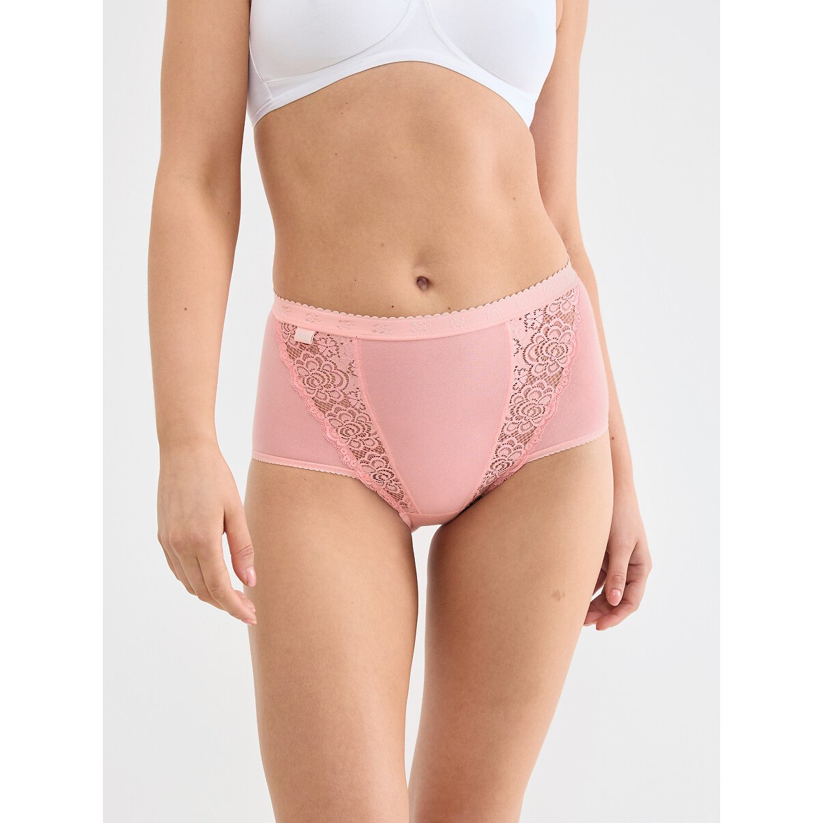 Lot de 3+1 gratuit - Culottes SLOGGI CHIC MAXI blanc + 3 roses, SLOGGI
