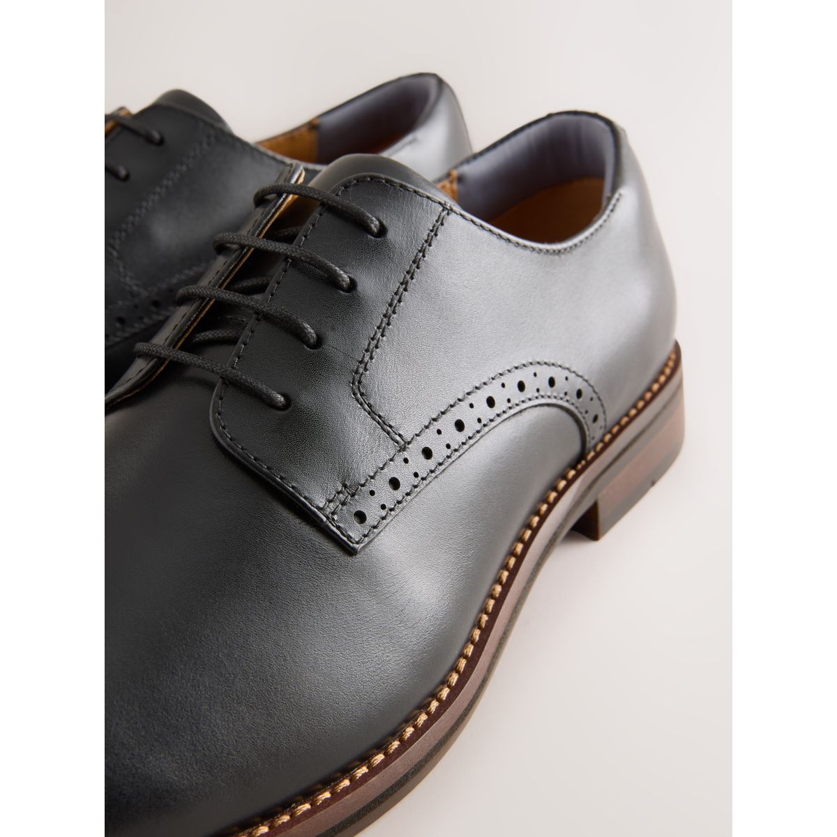 Chaussures derby en cuir marron, NEXT