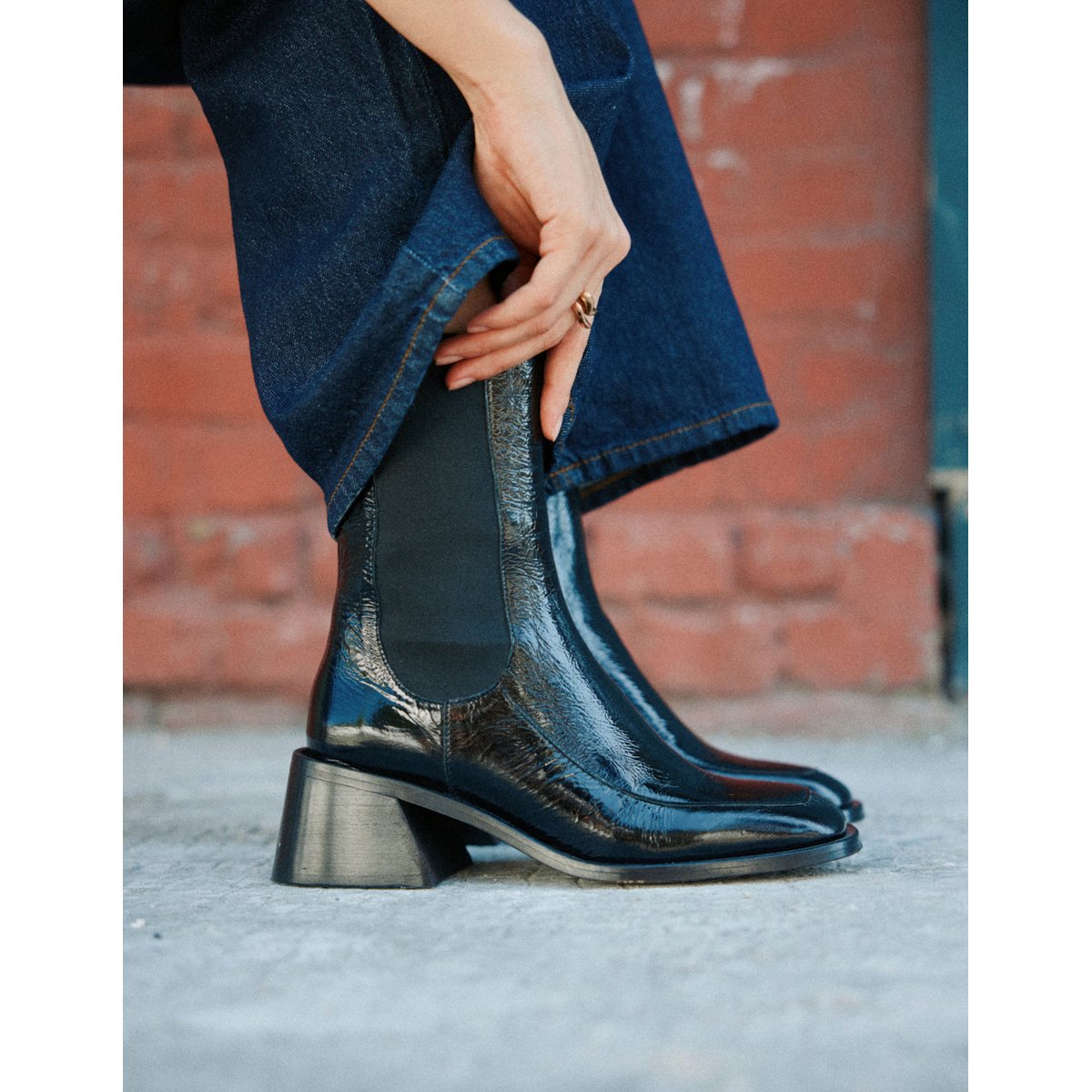 Bottines à talons TOLI cuir plissé noir, ODAJE