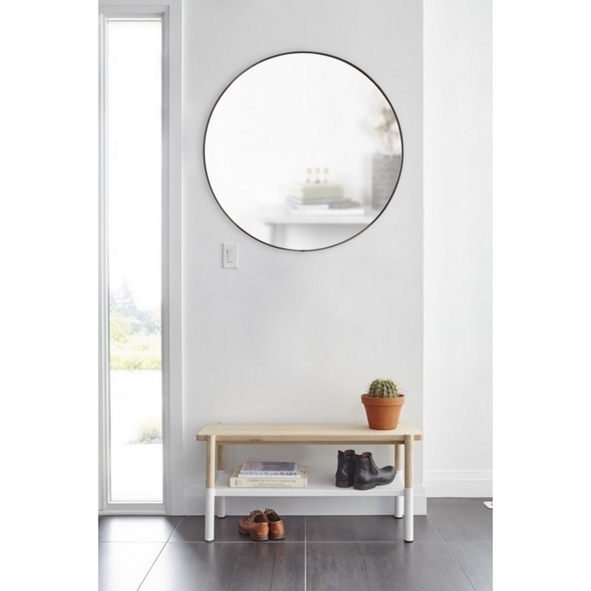 Grand miroir mural  HUBBA gris zinc, UMBRA