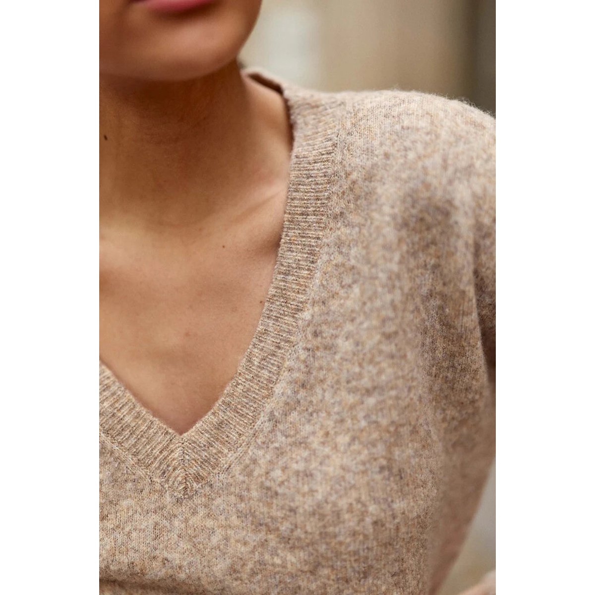 Mantia V-Neck Jumper camel, LA PETITE ETOILE
