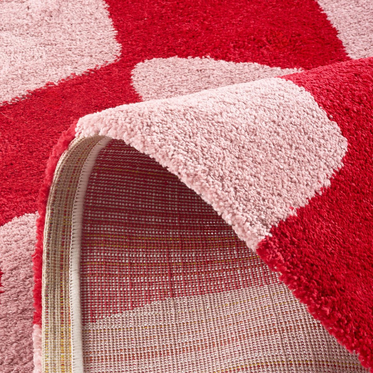 Tapis de salon vintage 70’s damier GROOVY rouge, NAZAR RUGS