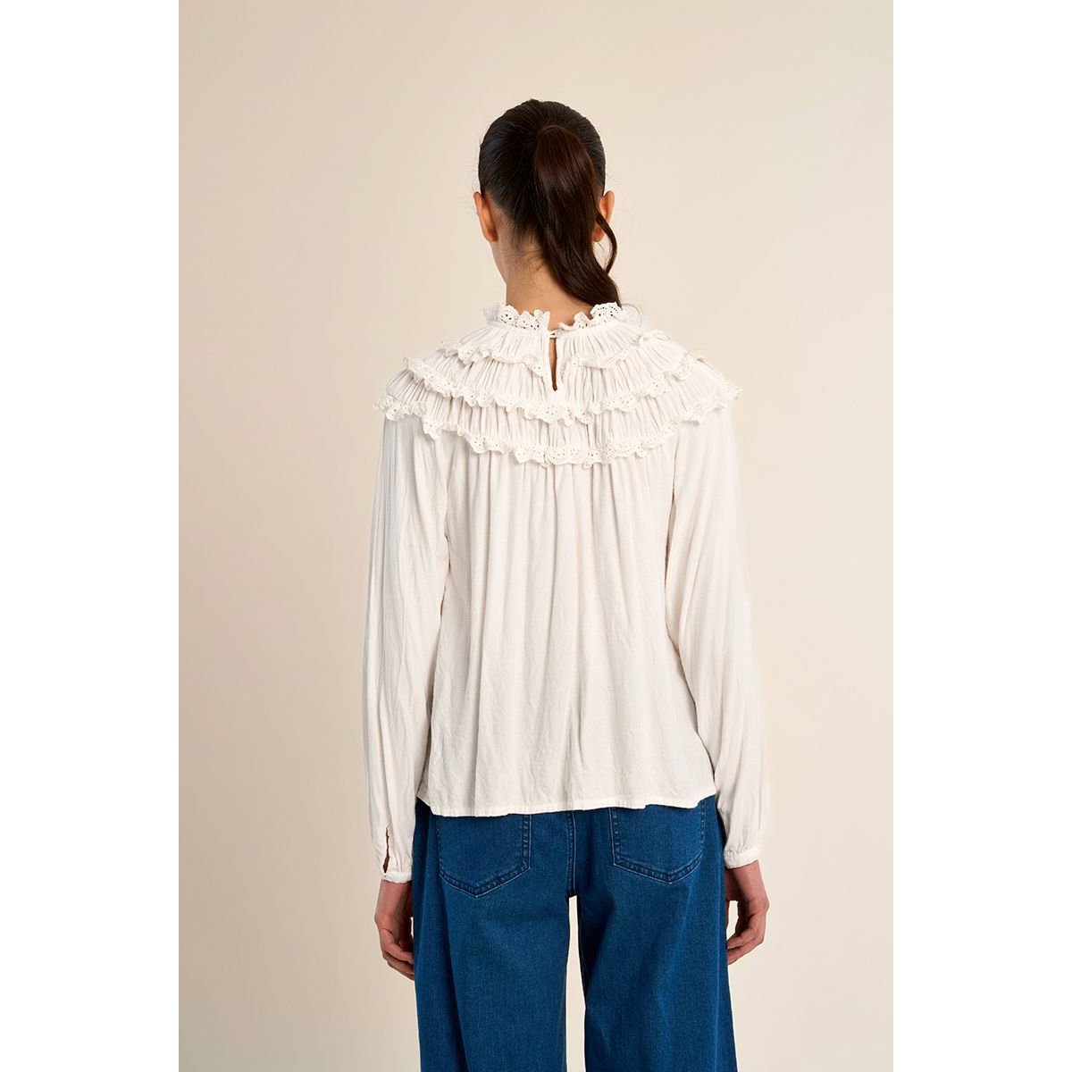 Blouse droite à volants brodés cream, MOLLY BRACKEN