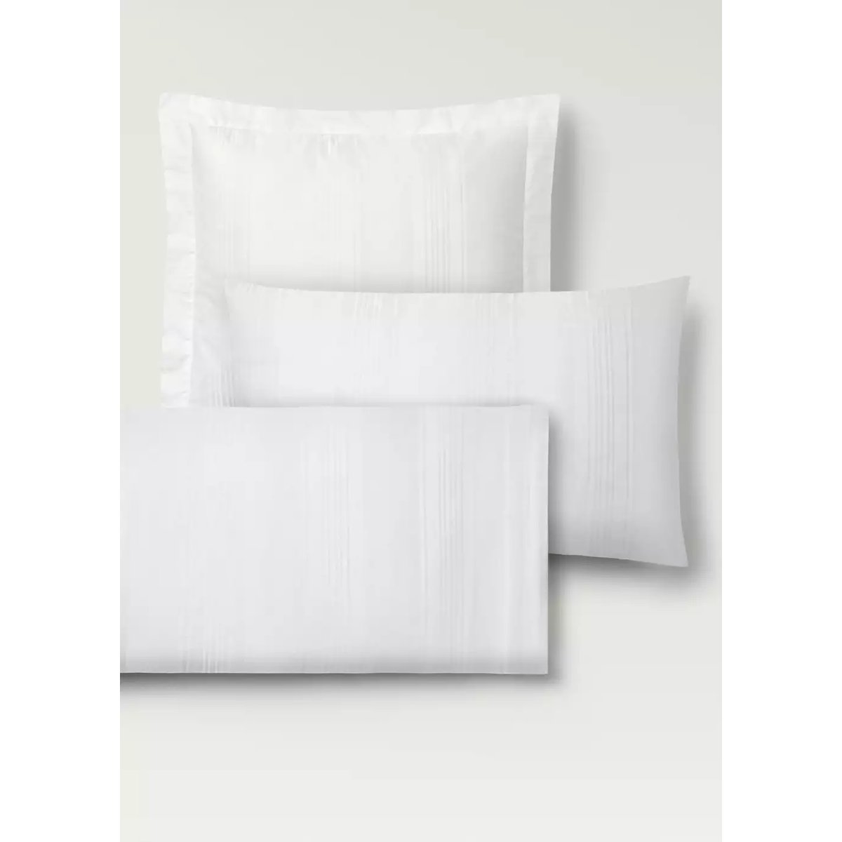 Deux taies d’oreiller coton satin 300 fils rayures 60x60 cm blanc, MANGO HOME