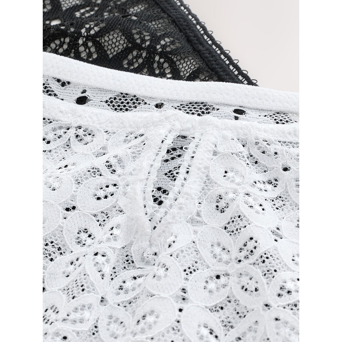 Slip en dentelle, lot de 2 noir/blanc, NEXT