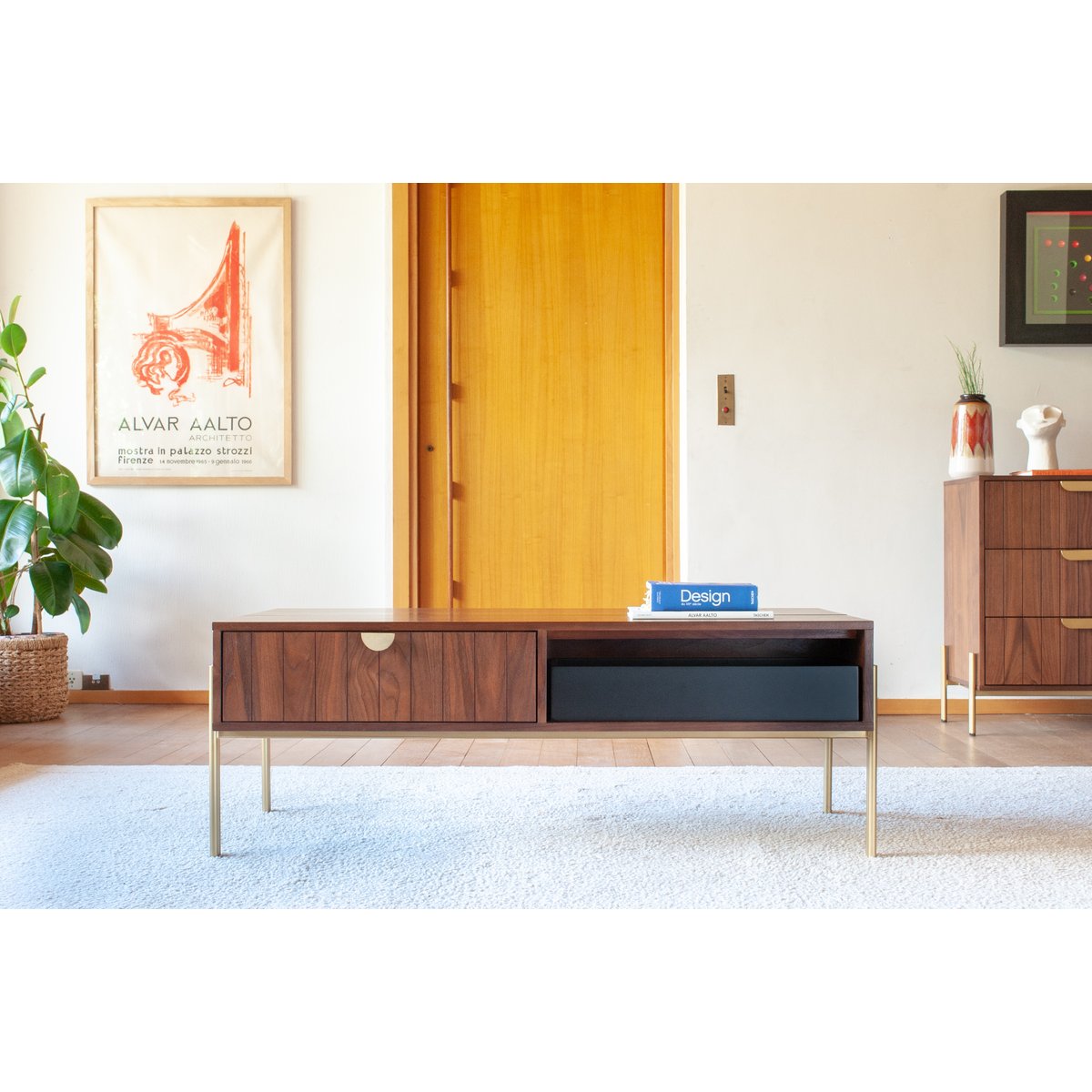 Table basse relevable en noyer AURORA bois foncé, PRODUIT INTERIEUR BRUT