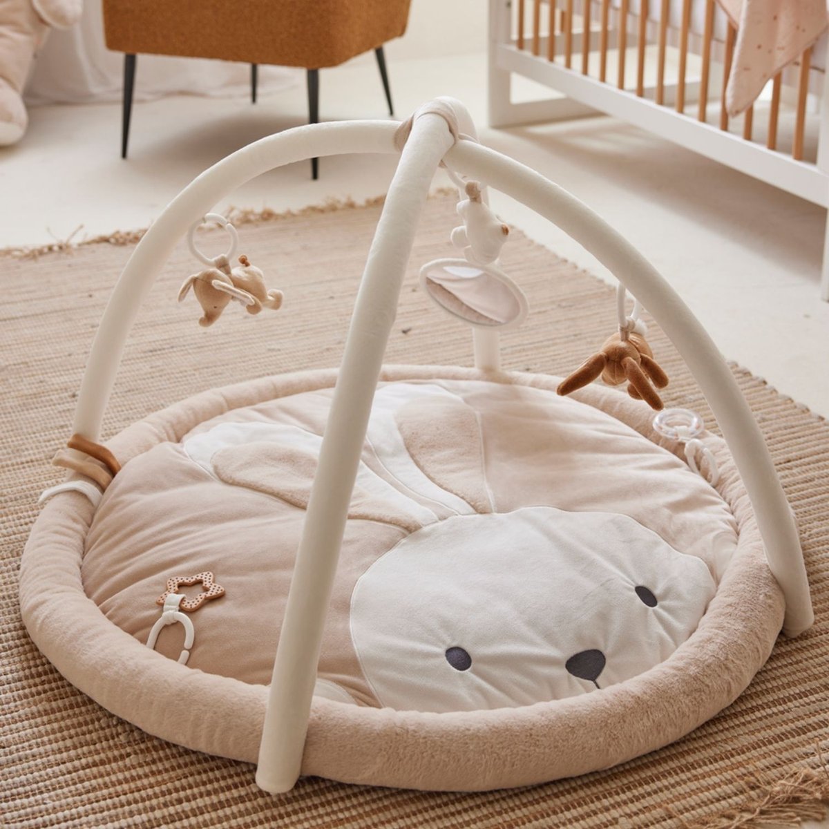 Tapis d'éveil avec arches ecru, marron, blanc, NOUKIE'S