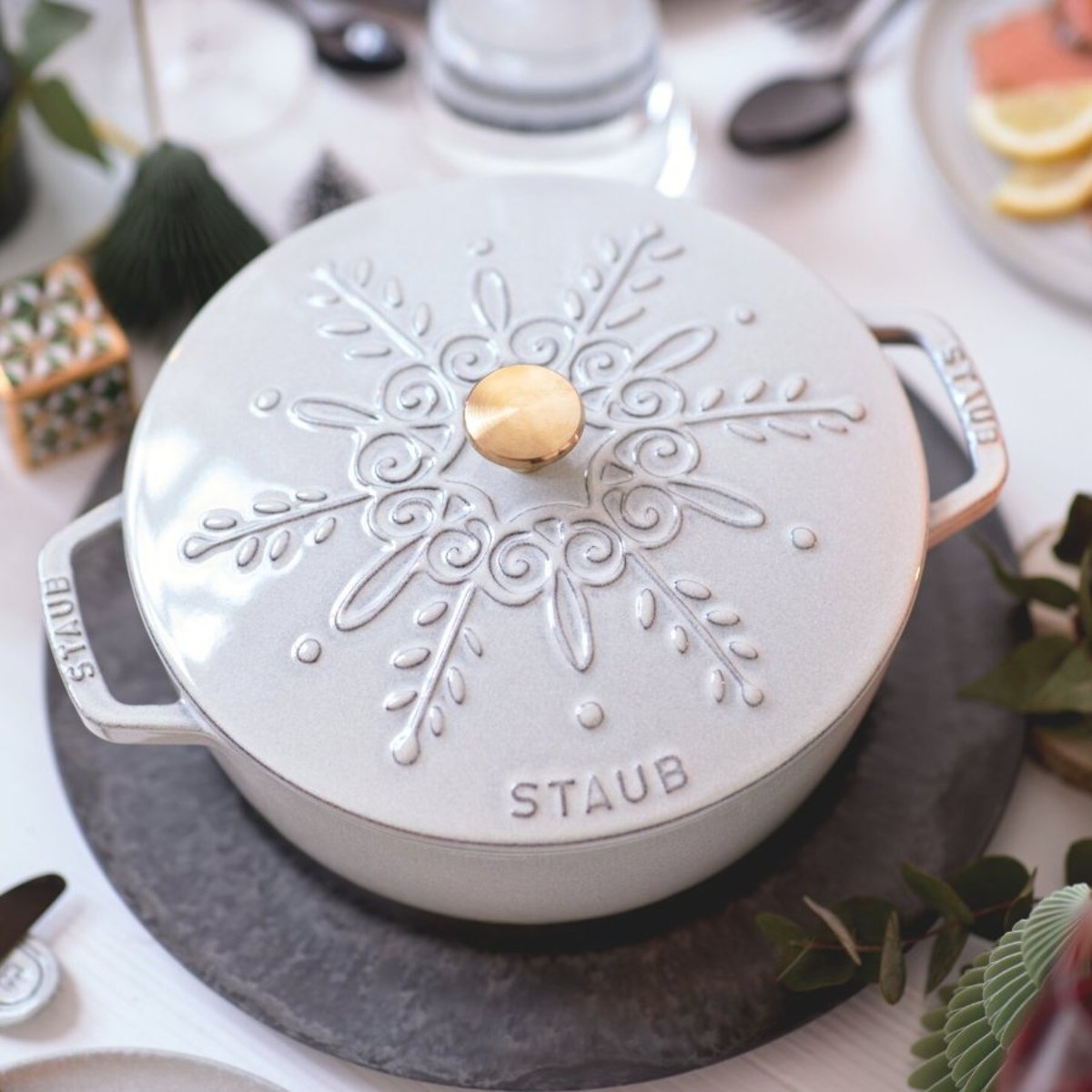 Cocotte en fonte, Rond(e), Sauge sauge, STAUB