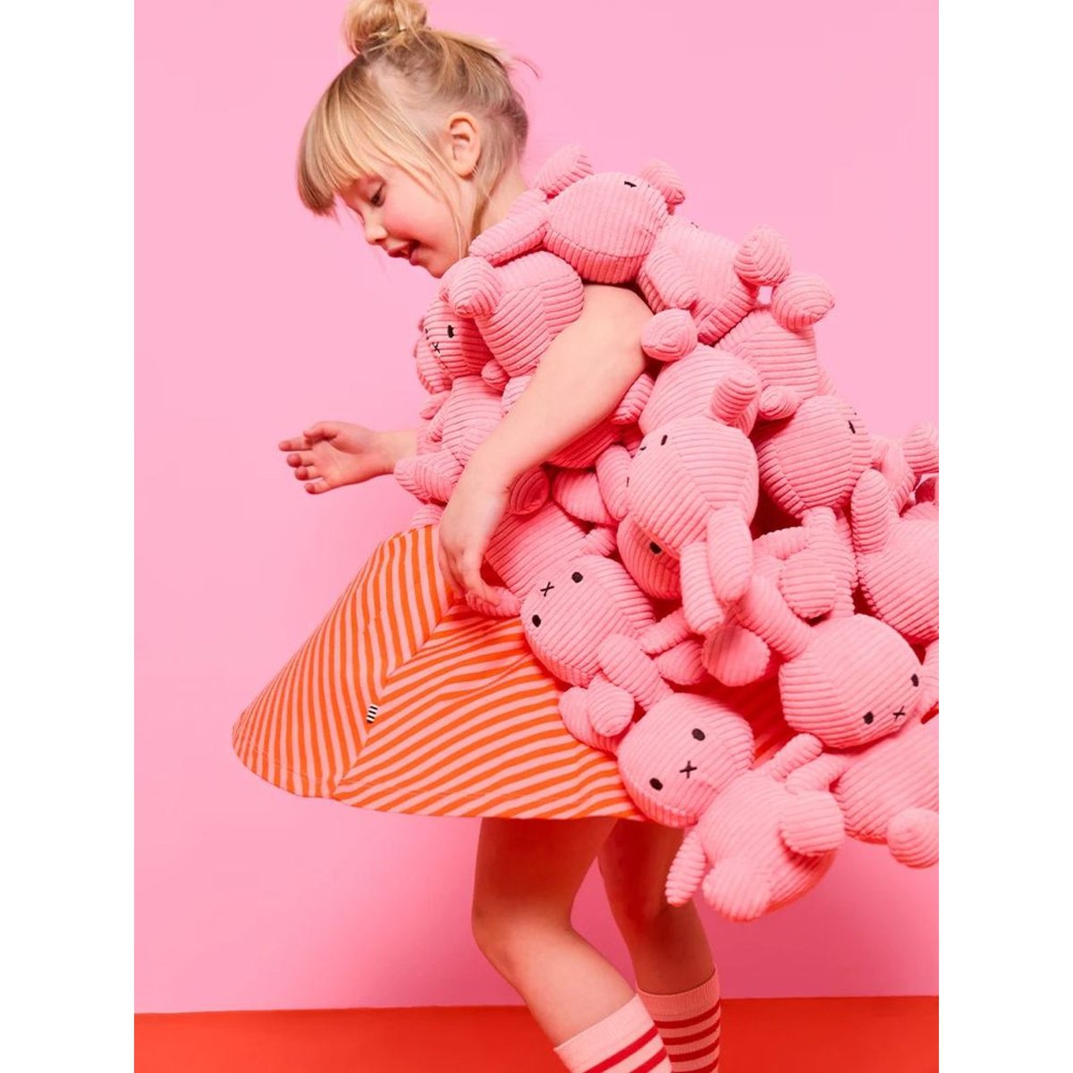 Peluche lapin Miffy velours côtelé éco rose, BON TON TOYS