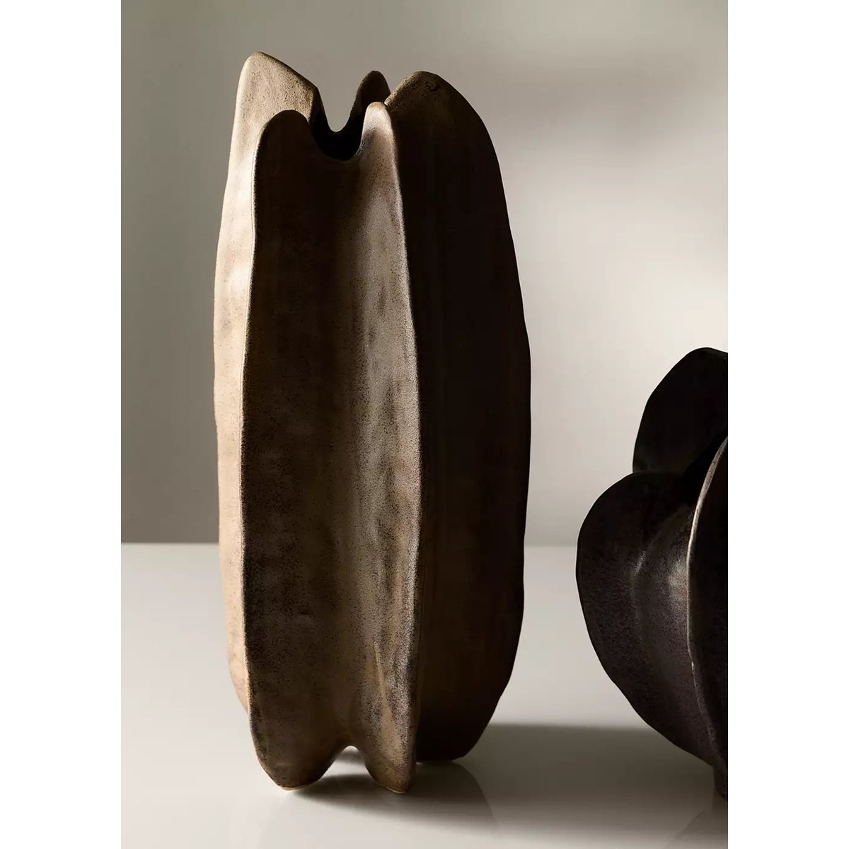 Grand vase en grès organique marron, MANGO HOME