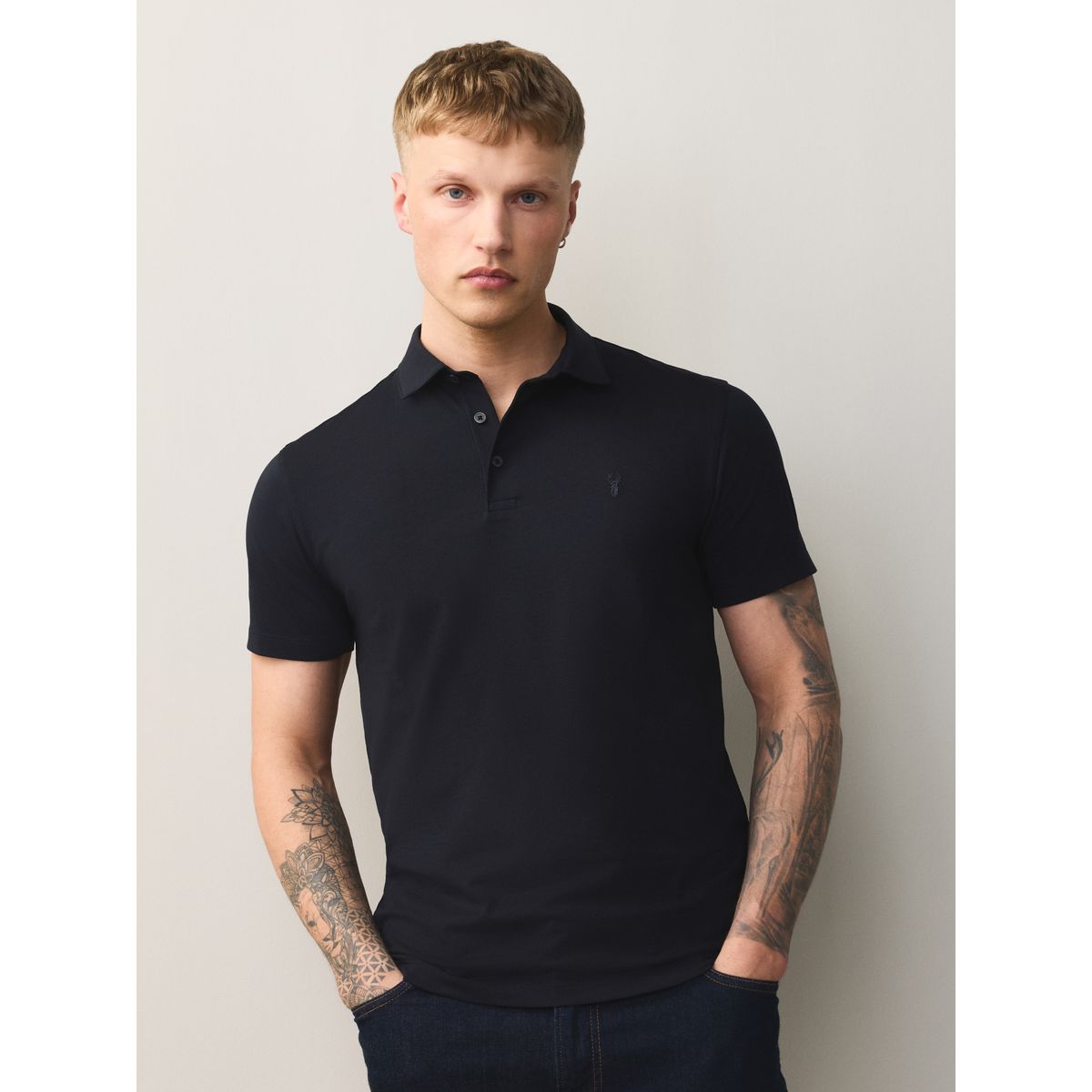 Polo en jersey à manches courtes, lot de 3 noir/gris/bleu marine, NEXT