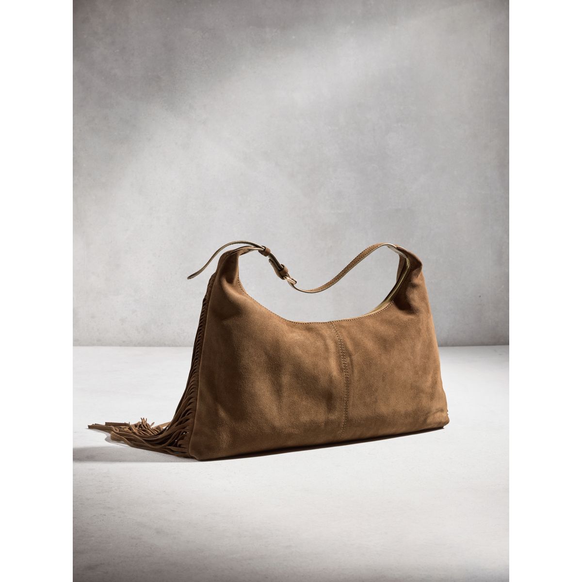 Sac bandoulière à franges en daim n. premium sable, NEXT