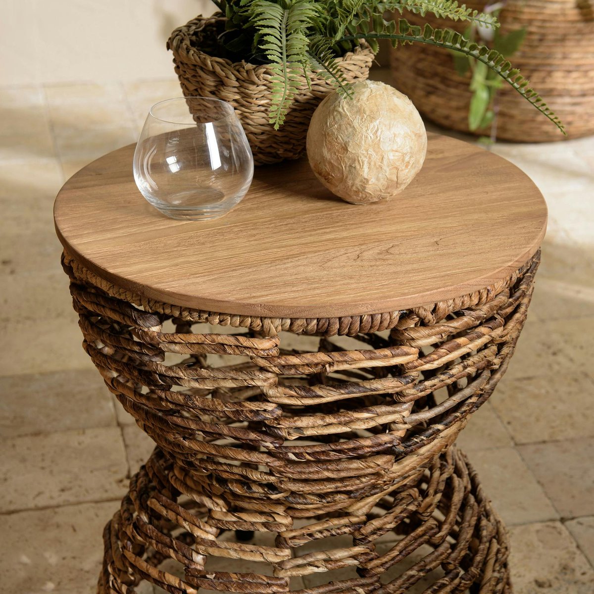 Bout de canapé rond forme sablier bois et cannage tressé SWING bois naturel, PIER IMPORT