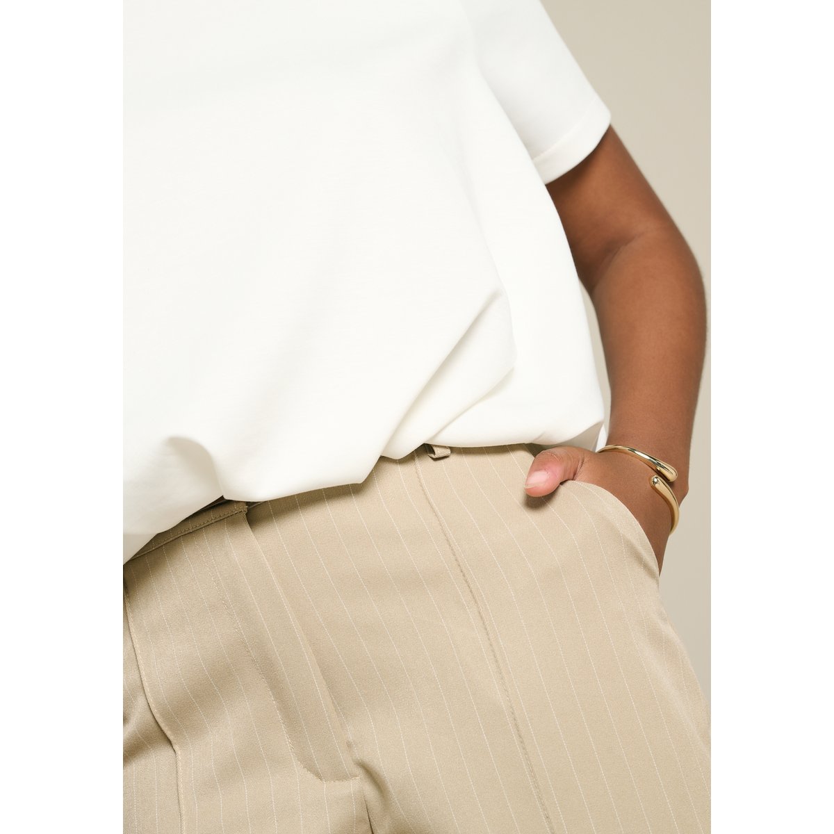 T-shirt col rond effet boule blanc, LOLALIZA