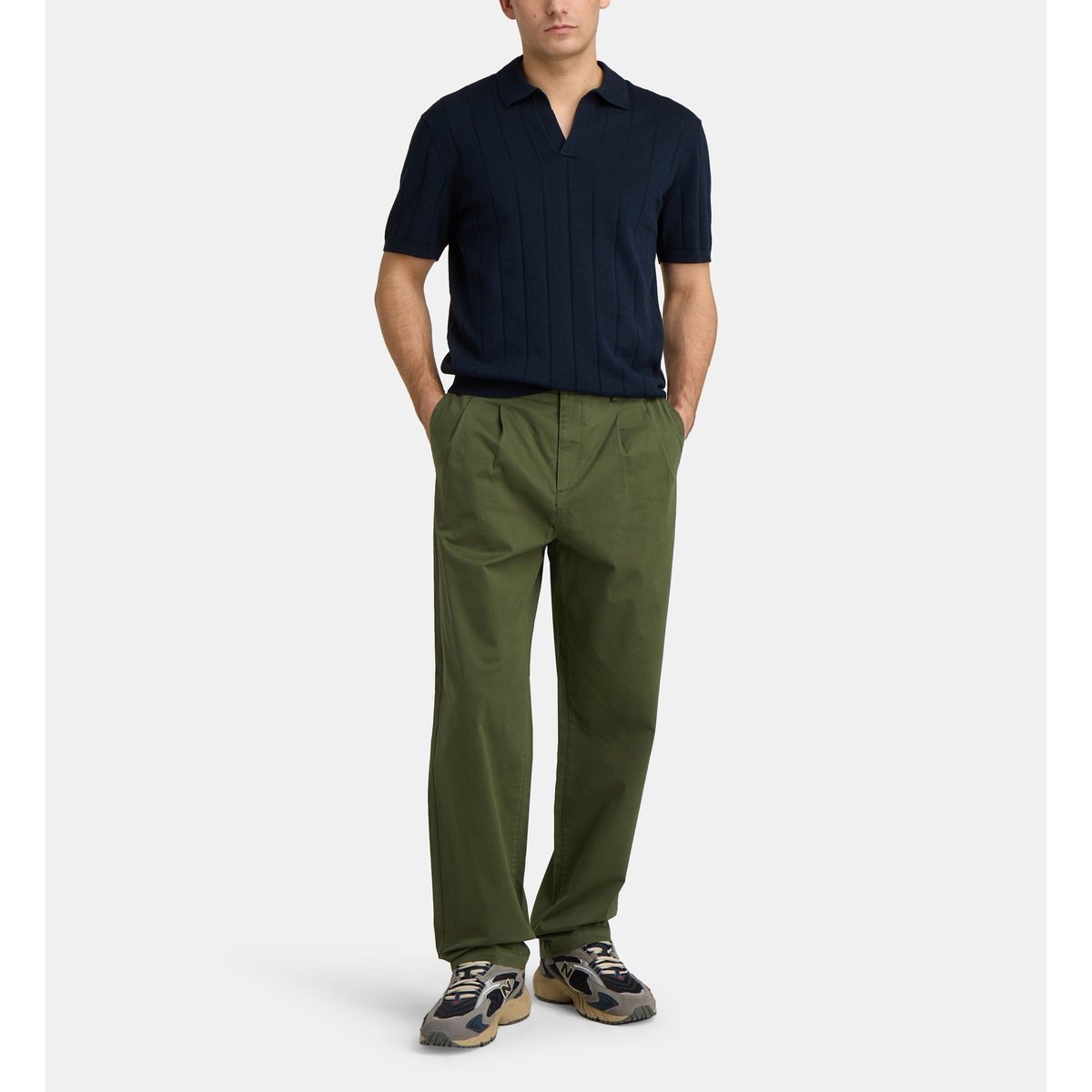 Pantalon sleats à pinces en coton vert foncé, GALERIES LAFAYETTE