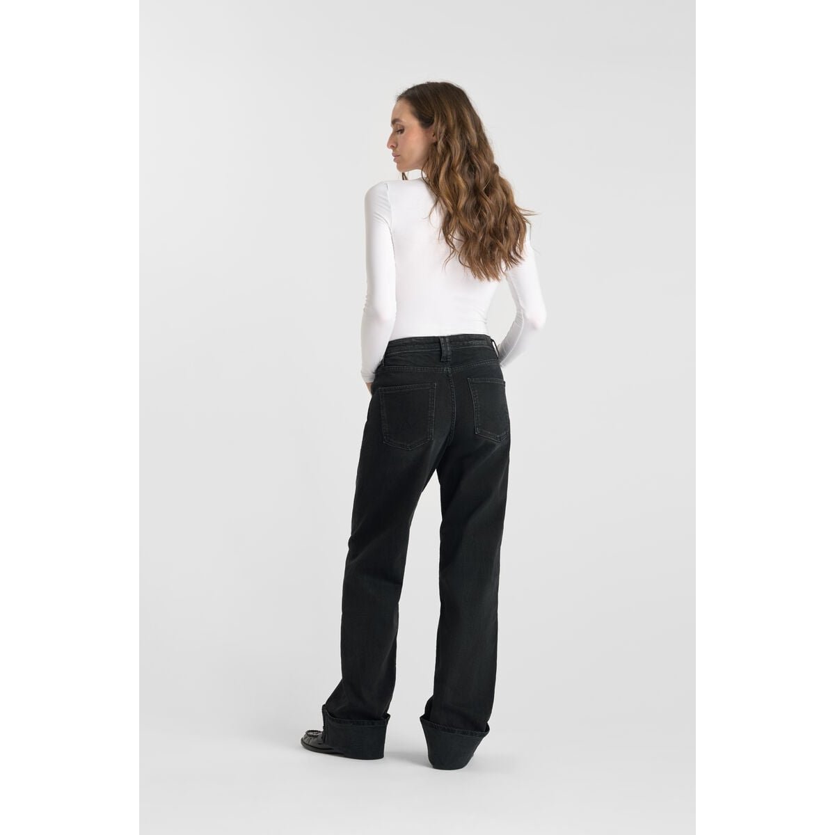 Jeans loose, large 400/28 loose , longueur 34 black / black, LE TEMPS DES CERISES