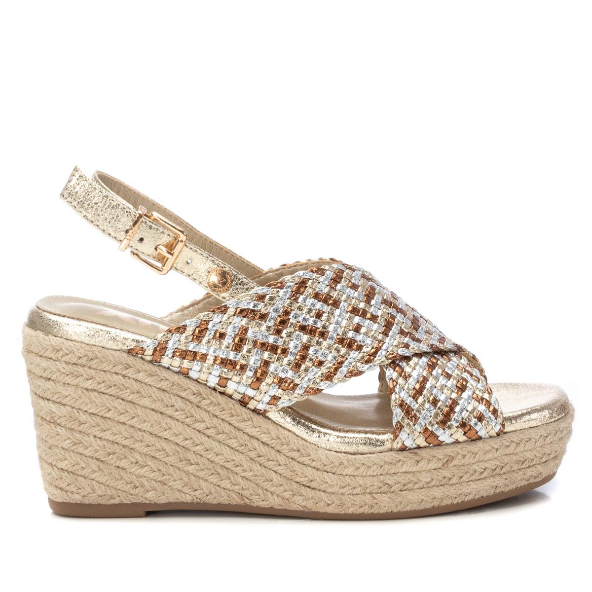 Sandale Coin Entreprise Boucle or, XTI
