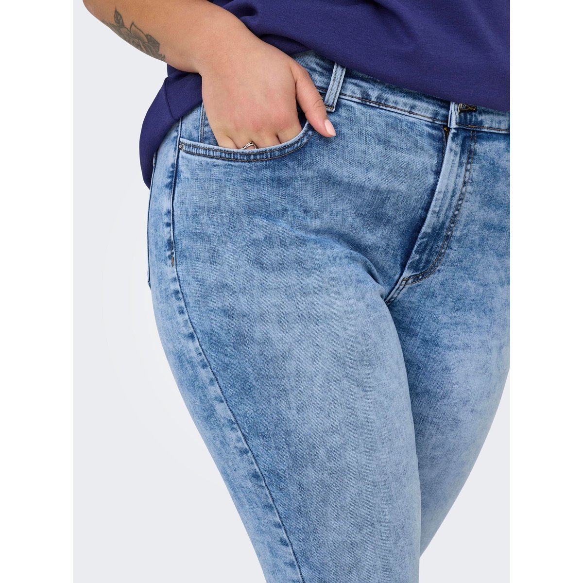 Jean Skinny light blue denim, ONLY CARMAKOMA