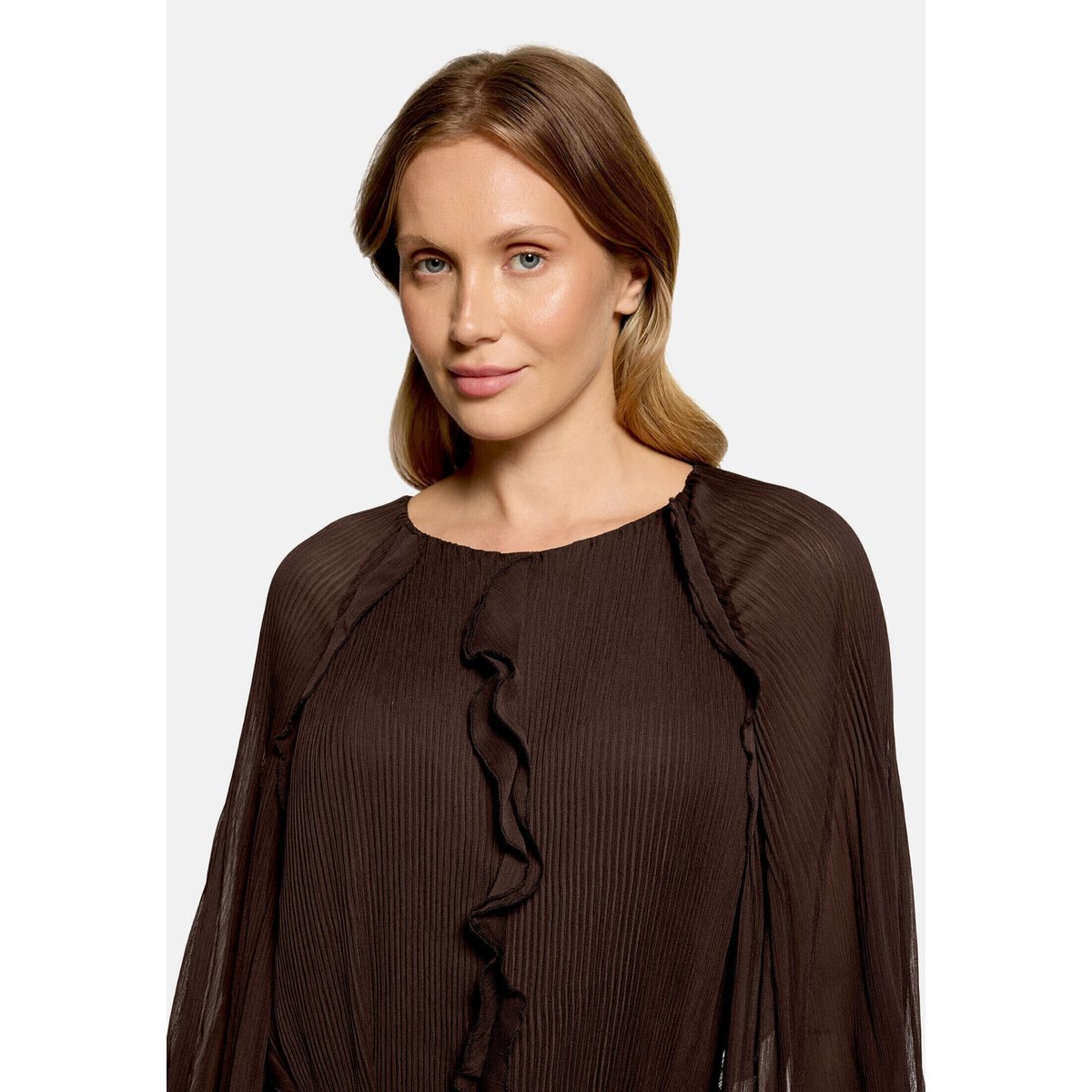 Robe en chiffon à ruches marron foncé, CARTOON
