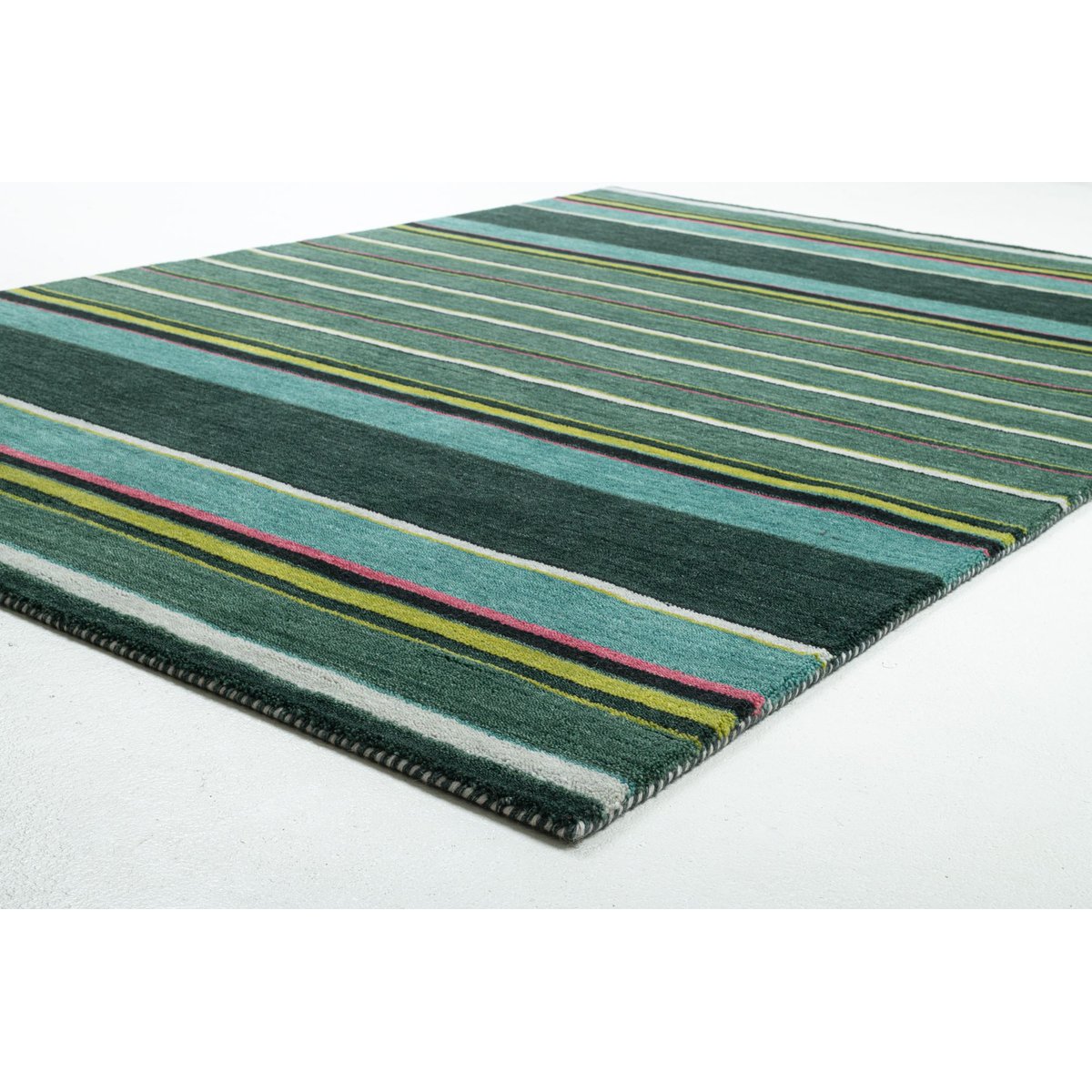 Tapis en laine vierge tissé à la main vert, THEKO