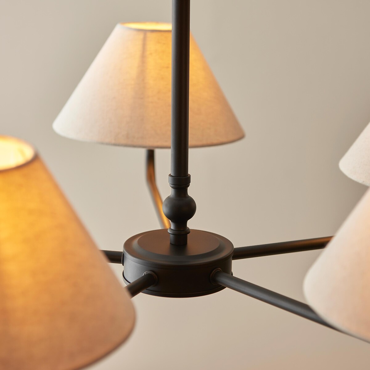 Lilith 5-Light Pendant Light with Tapered Shades black, ÉDITÉ