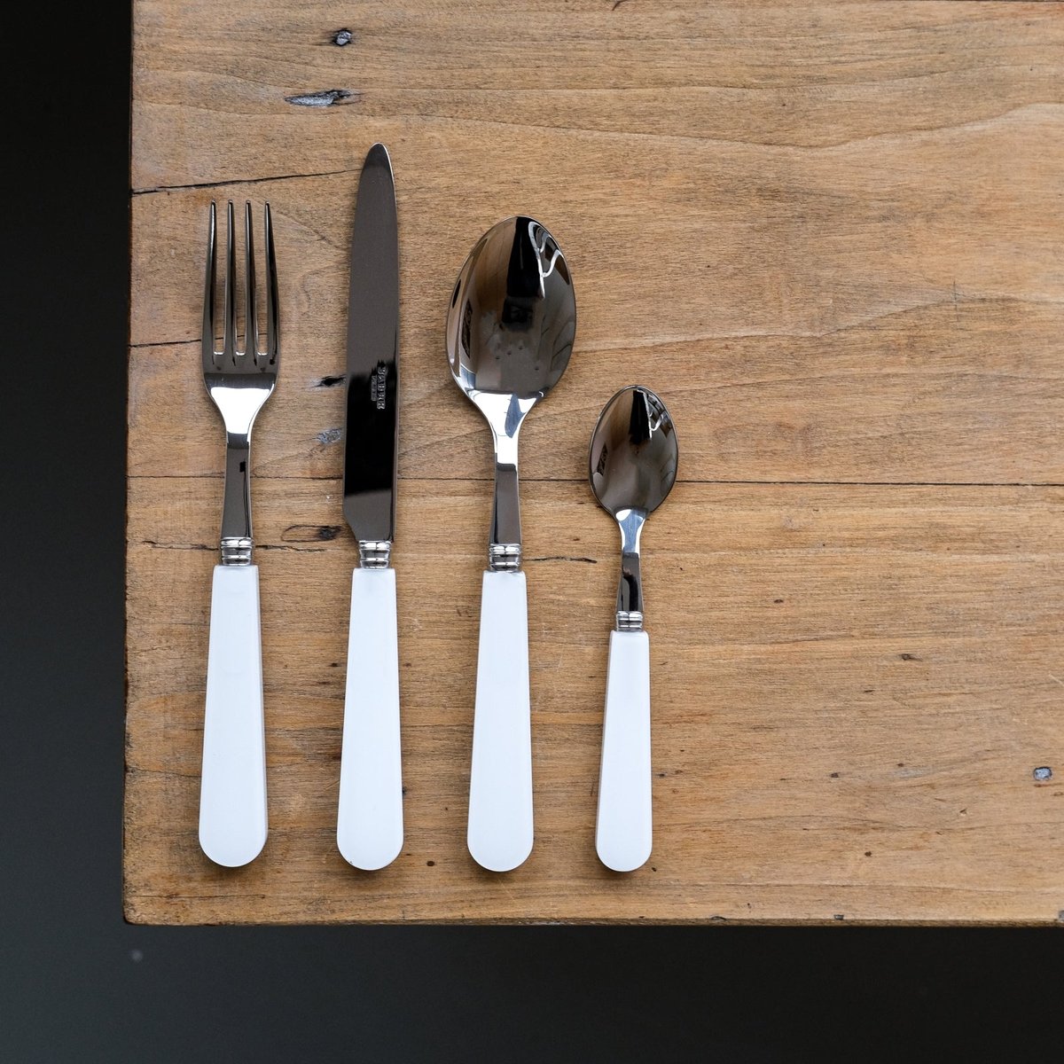 Couteau de table, Duo blanc, SABRE
