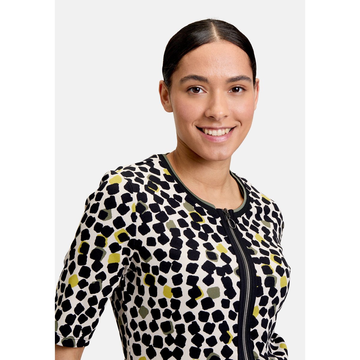 Cardigan façon t-shirt de texture côtelée beige/noir, BETTY BARCLAY