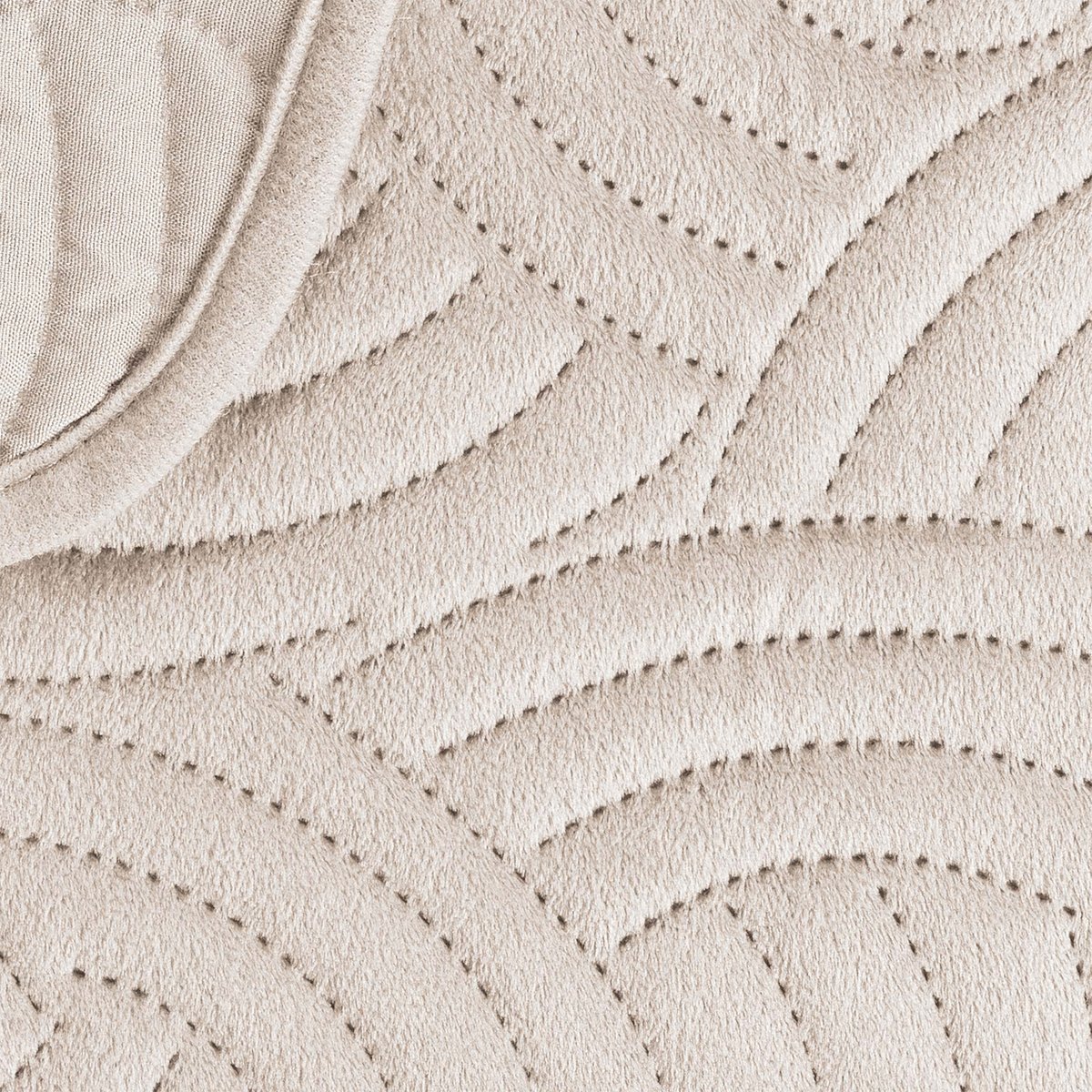 Couvre-lit 3 pièces matelassé velours + deux taies naturel, DOUCEUR D'INTÉRIEUR