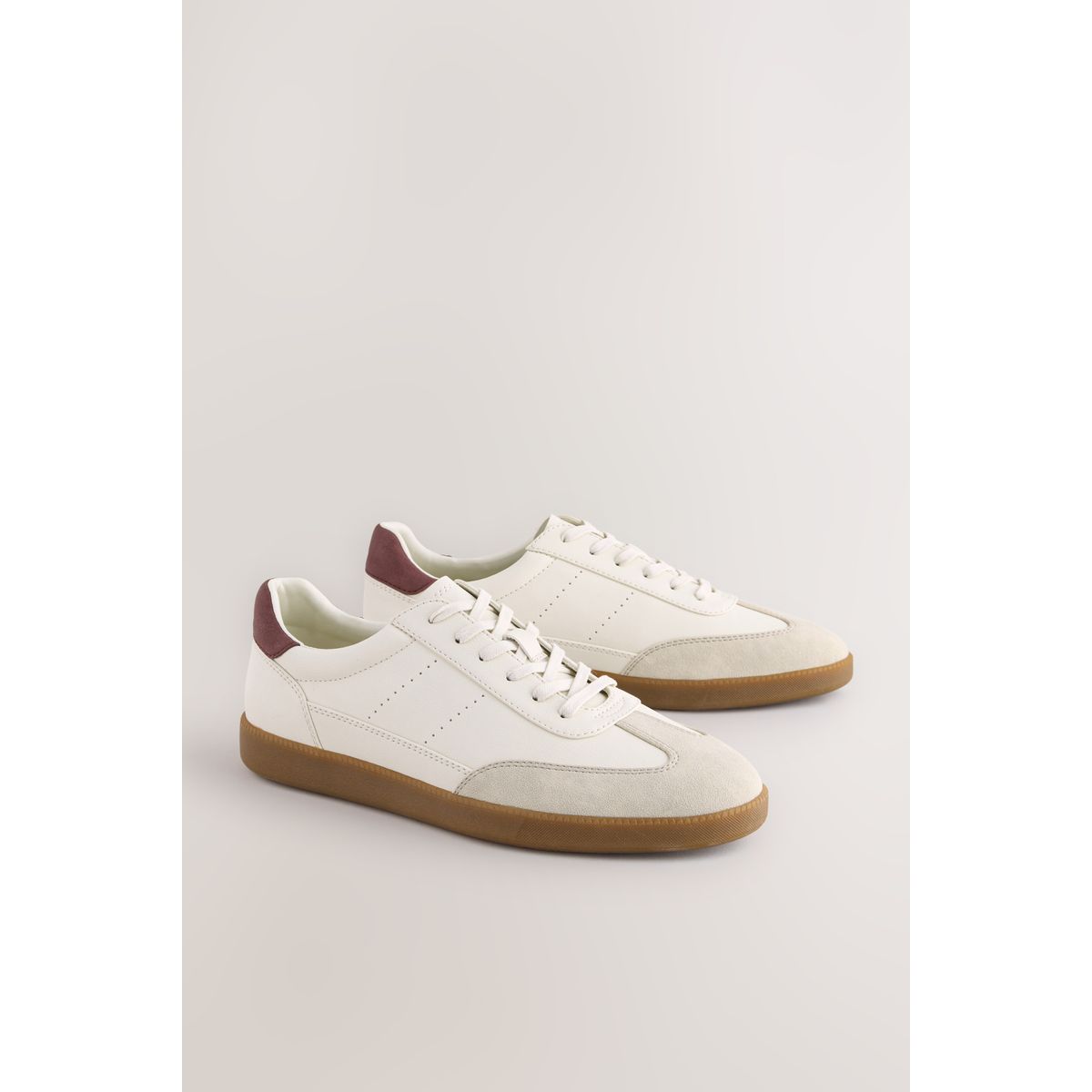 Baskets basses style salomé crème, NEXT