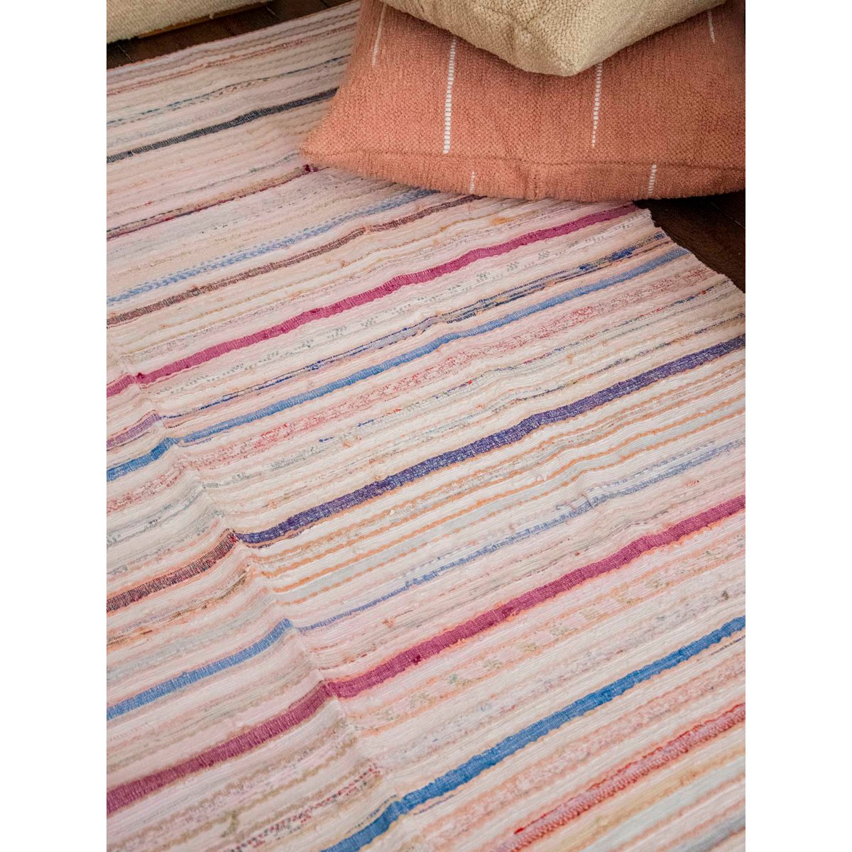 Tapis à petites rayures colorées Olivier N°127 - Bon état multicolore, DEBONGOUT