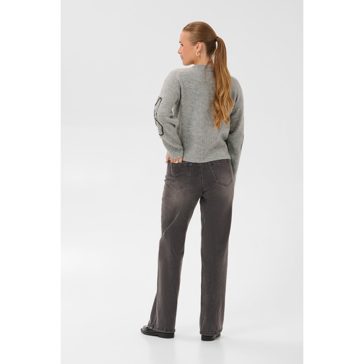 Pullover tricoté gris noir grey melange/black flower emb., KAFFE