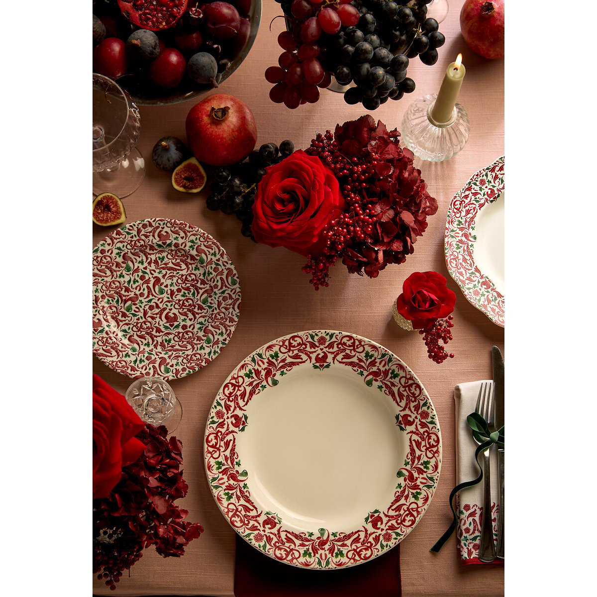Set of 4 Christmas Tree Yuletide Border Dinner Plate multi-coloured, SPODE