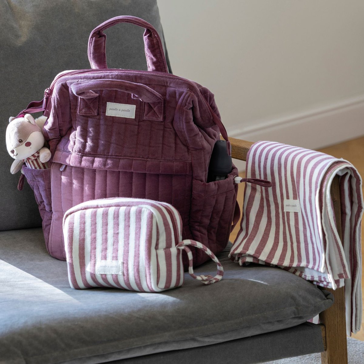Sac à dos à langer mauve, PASITO A PASITO