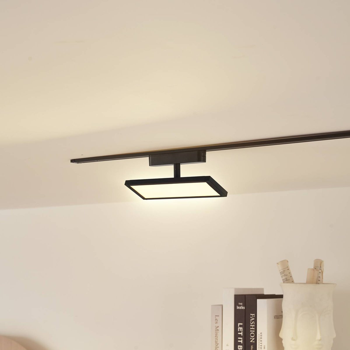 en aluminium moderneLED, Lumaro 48V noir, LINDBY