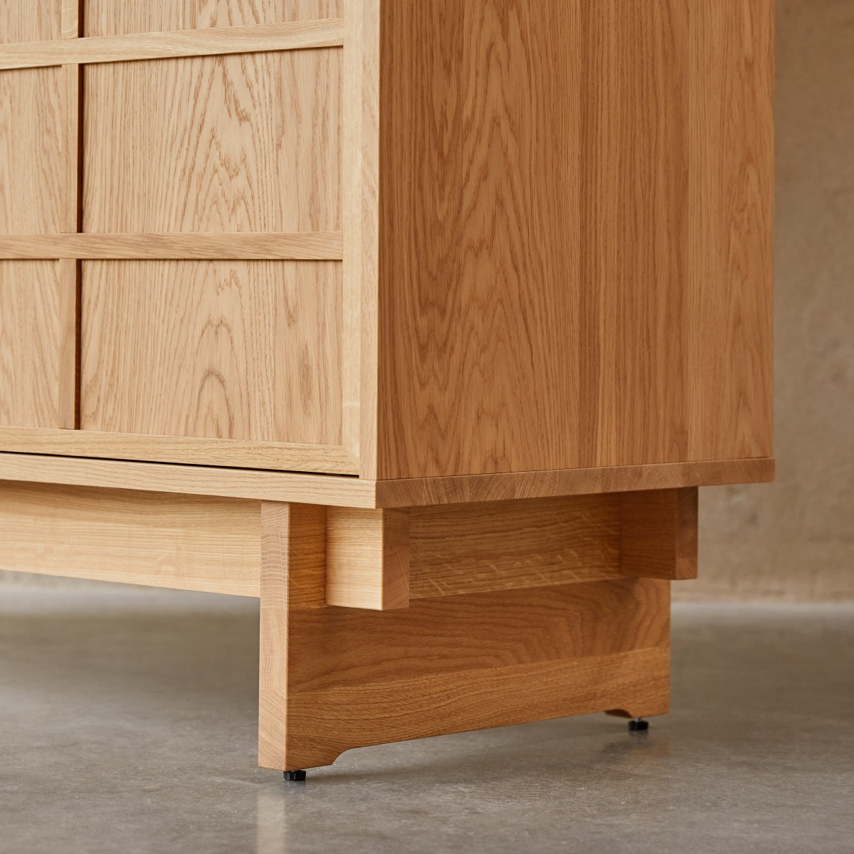 Armoire en Chêne massif, MIU naturel, TIKAMOON