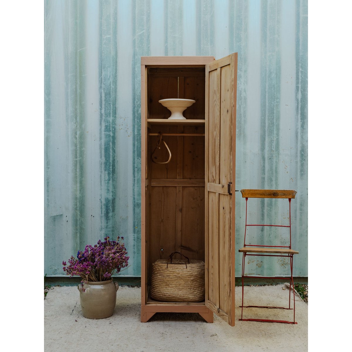 Armoire en bois rose Blandine N°526 - Bon état rose, DEBONGOUT