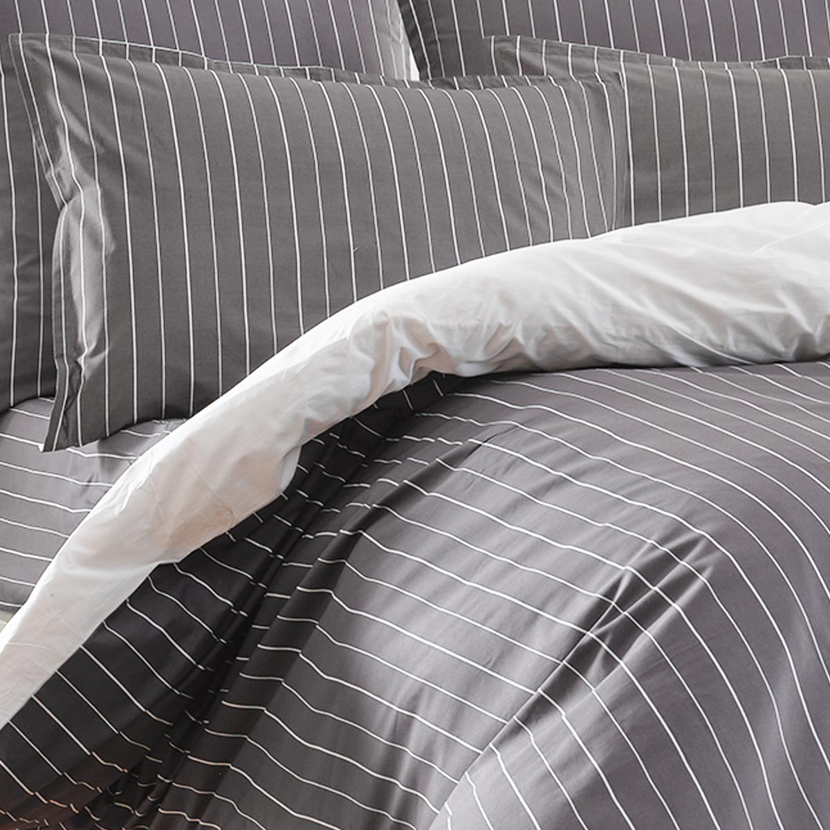 Parure housse de couette percale de coton avec 2 taies 50x70 cm TOLSTA anthracite, SENSEI MAISON