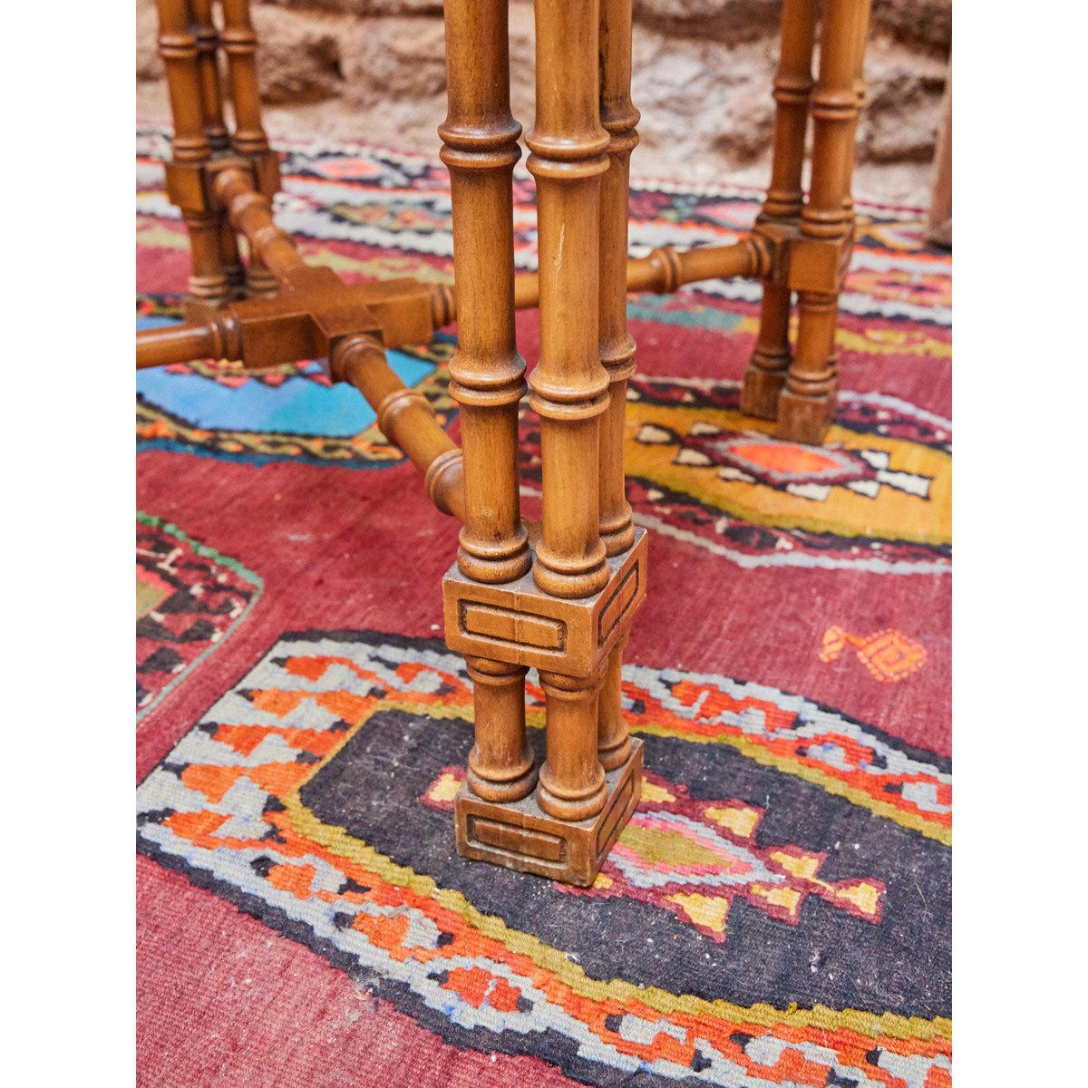 Table basse en bambou Léonie N°807 - Bon état fumé, DEBONGOUT