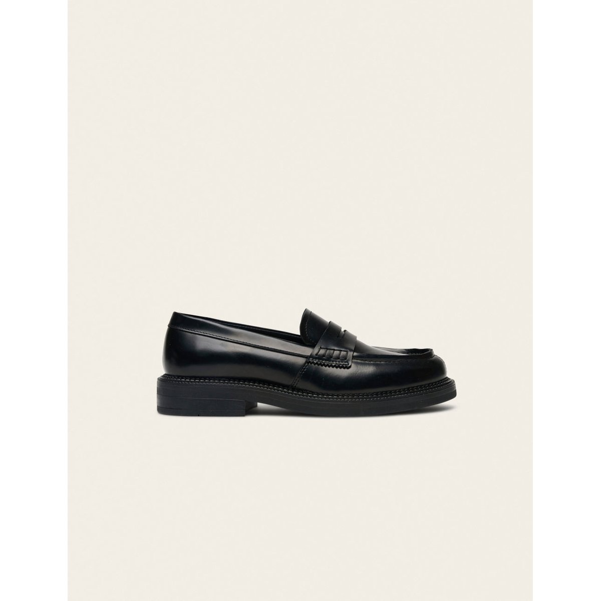 Mocassins MOSI cuir box noir, ODAJE
