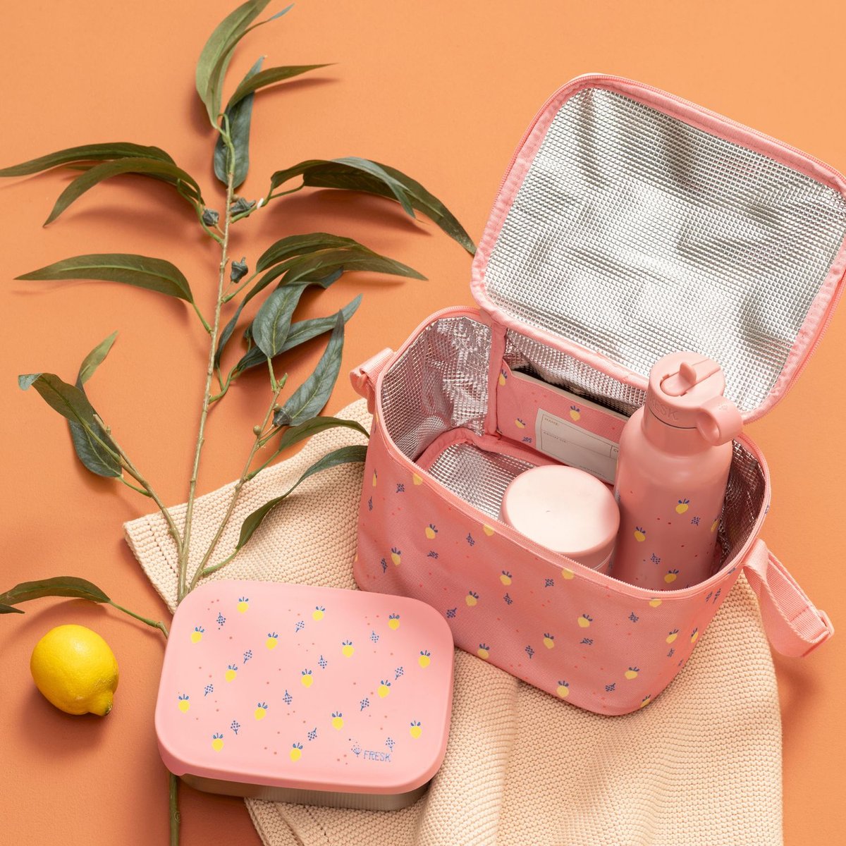 Lunch box rose, jaune, bleu, FRESK