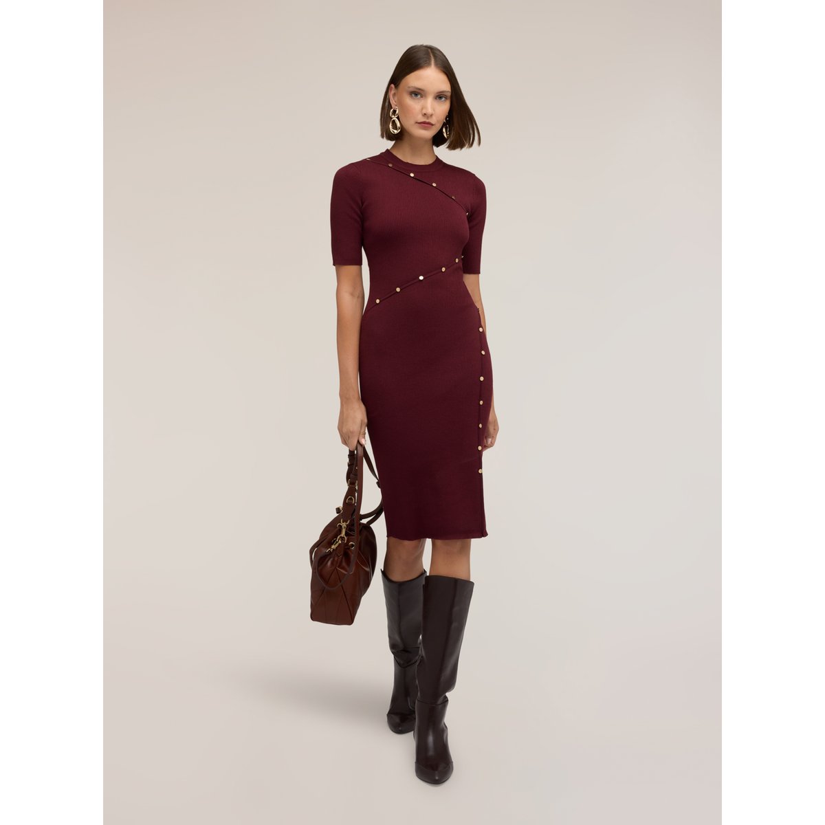 Robe fourreau côtelée avec petits boutons burgundy, MOTIVI