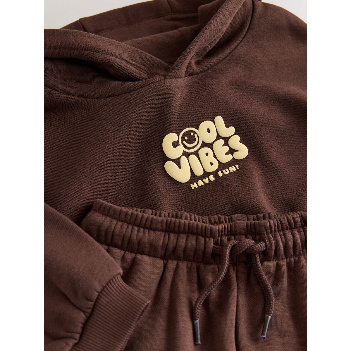 Sweat à capuche cool vibes et jogging marron chocolat, NEXT