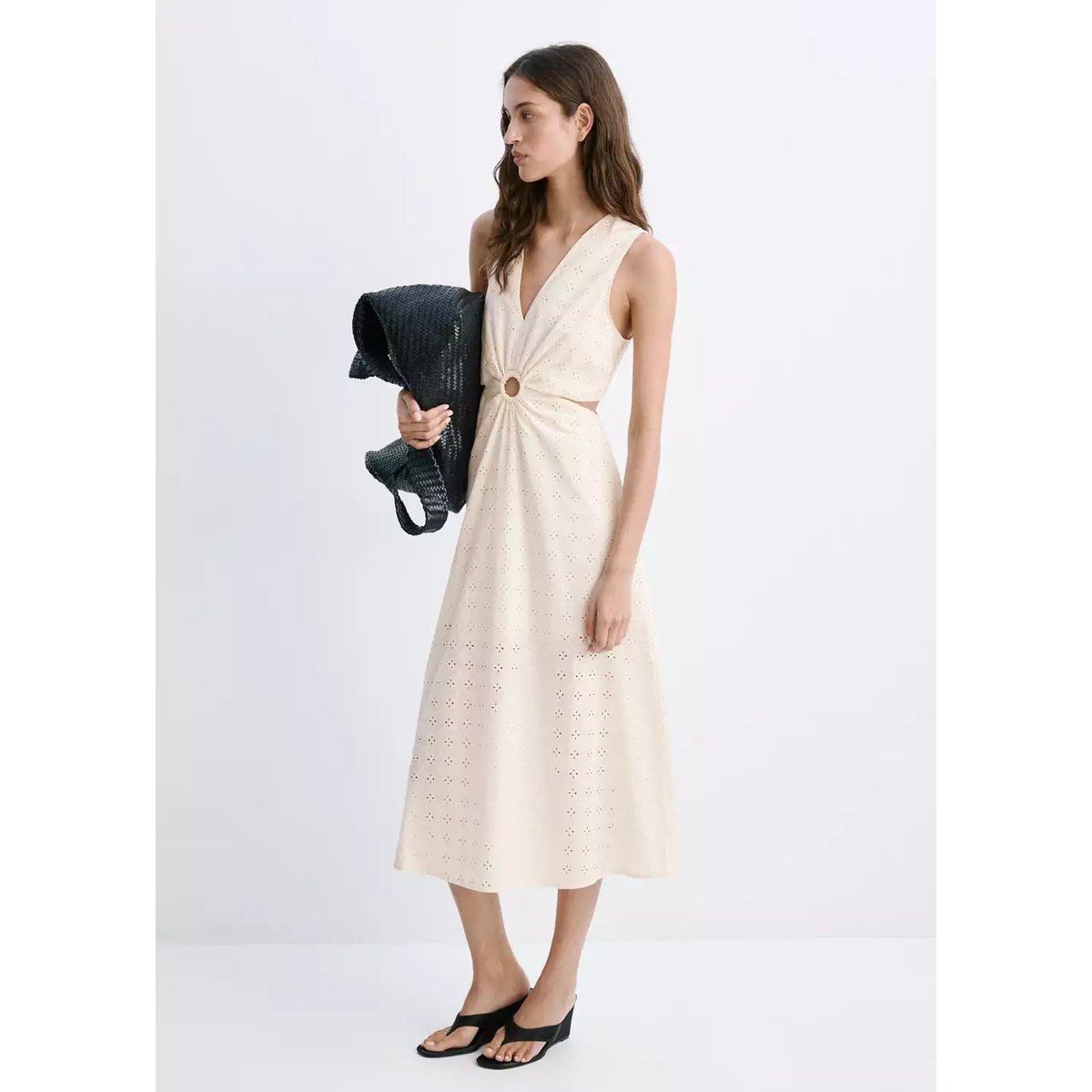 Robe en coton ajourée avec découpes écru, MANGO