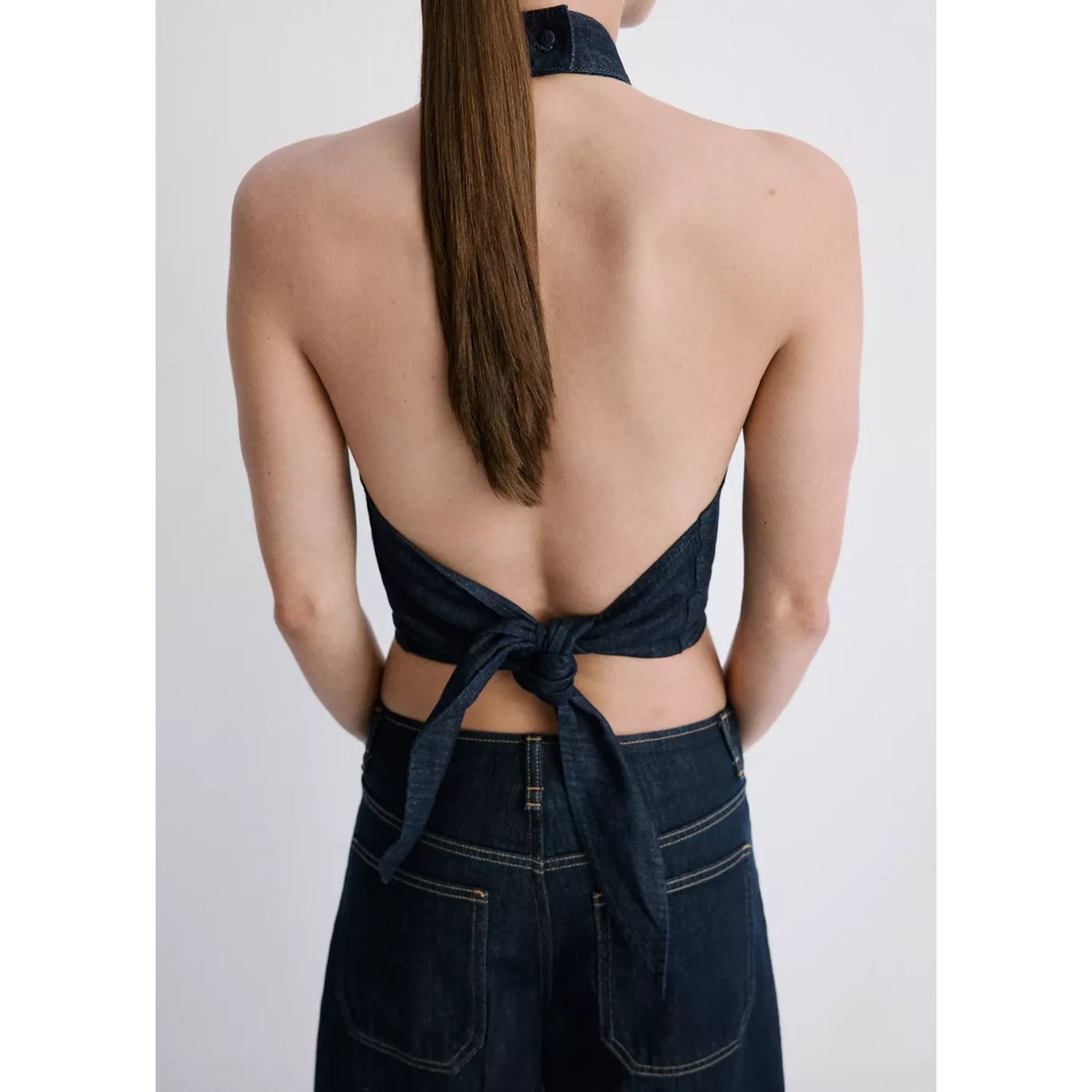 Top en denim à col halter bleu, MANGO
