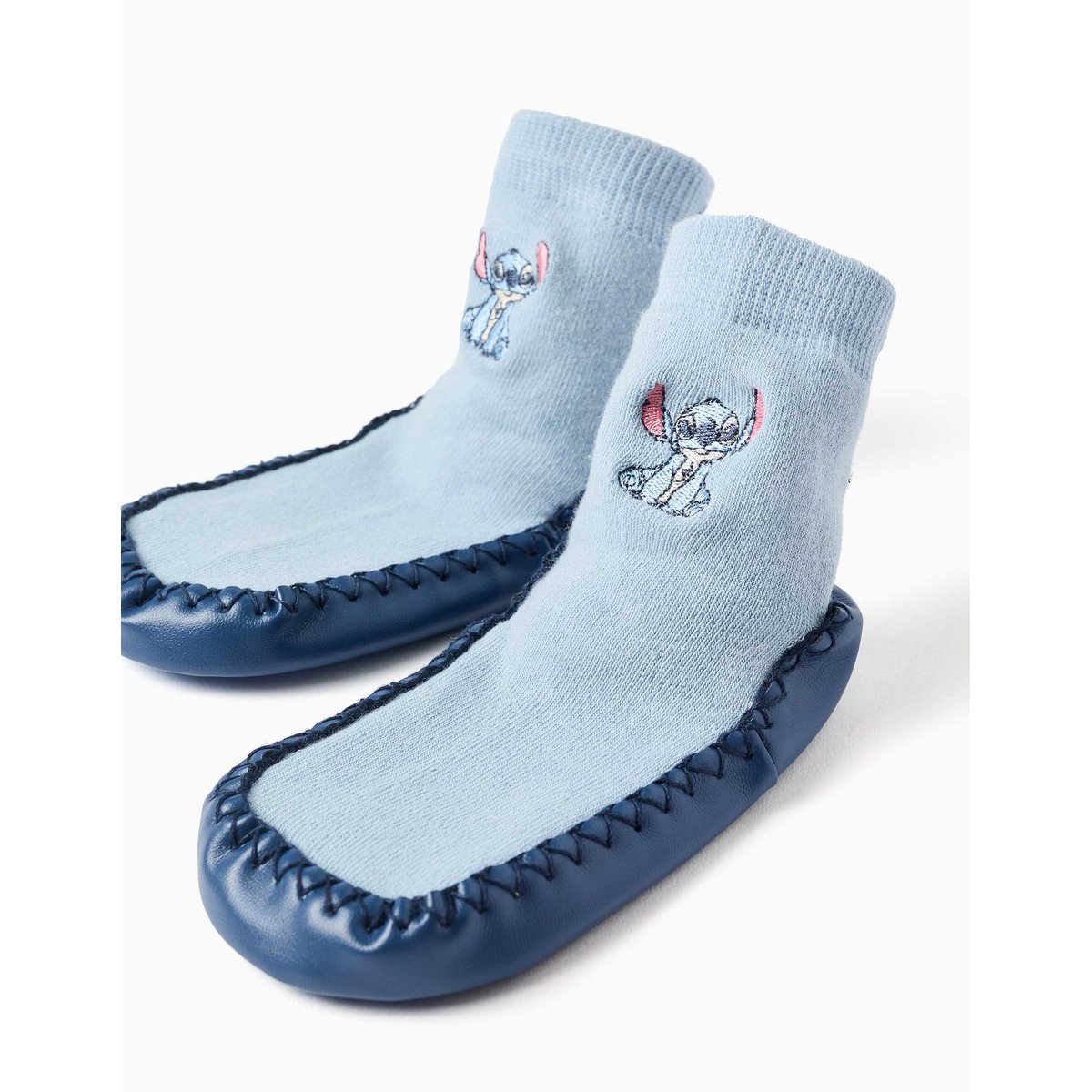 Chaussettes-chaussons avec semelle antidérapante et Stitch bleu clair, ZIPPY