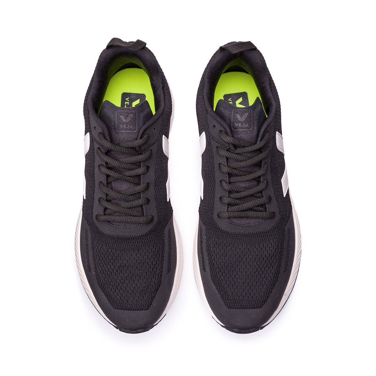 Baskets à lacets noir + blanc, VEJA
